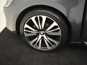 Renault Clio thumbnail 9