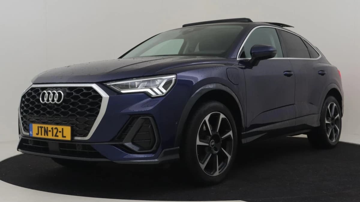 Audi Q3 — foto 1