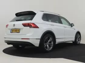 Volkswagen Tiguan thumbnail 2
