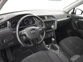 Volkswagen Tiguan thumbnail 4