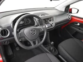 Volkswagen Up! thumbnail 4