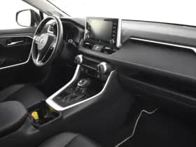 Toyota RAV4 thumbnail 6