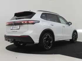 Volkswagen Tiguan thumbnail 2