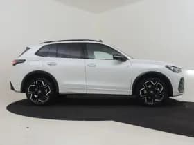 Volkswagen Tiguan thumbnail 12