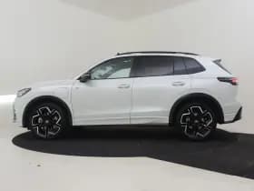 Volkswagen Tiguan thumbnail 3