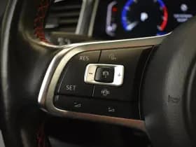 Volkswagen T-Roc thumbnail 14