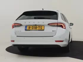 Škoda Octavia thumbnail 23