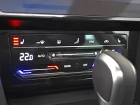 Volkswagen Passat thumbnail 12
