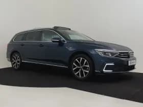 Volkswagen Passat thumbnail 19