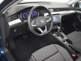 Volkswagen Passat thumbnail 4