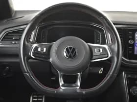 Volkswagen T-Roc thumbnail 11