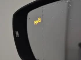 Volkswagen T-Roc thumbnail 19