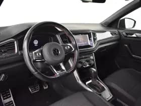 Volkswagen T-Roc thumbnail 4
