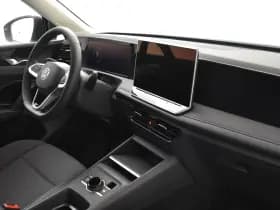 Volkswagen Tiguan thumbnail 6