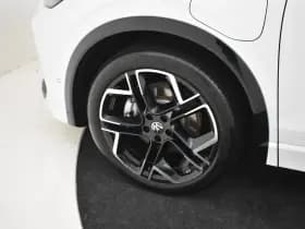 Volkswagen Tiguan thumbnail 4