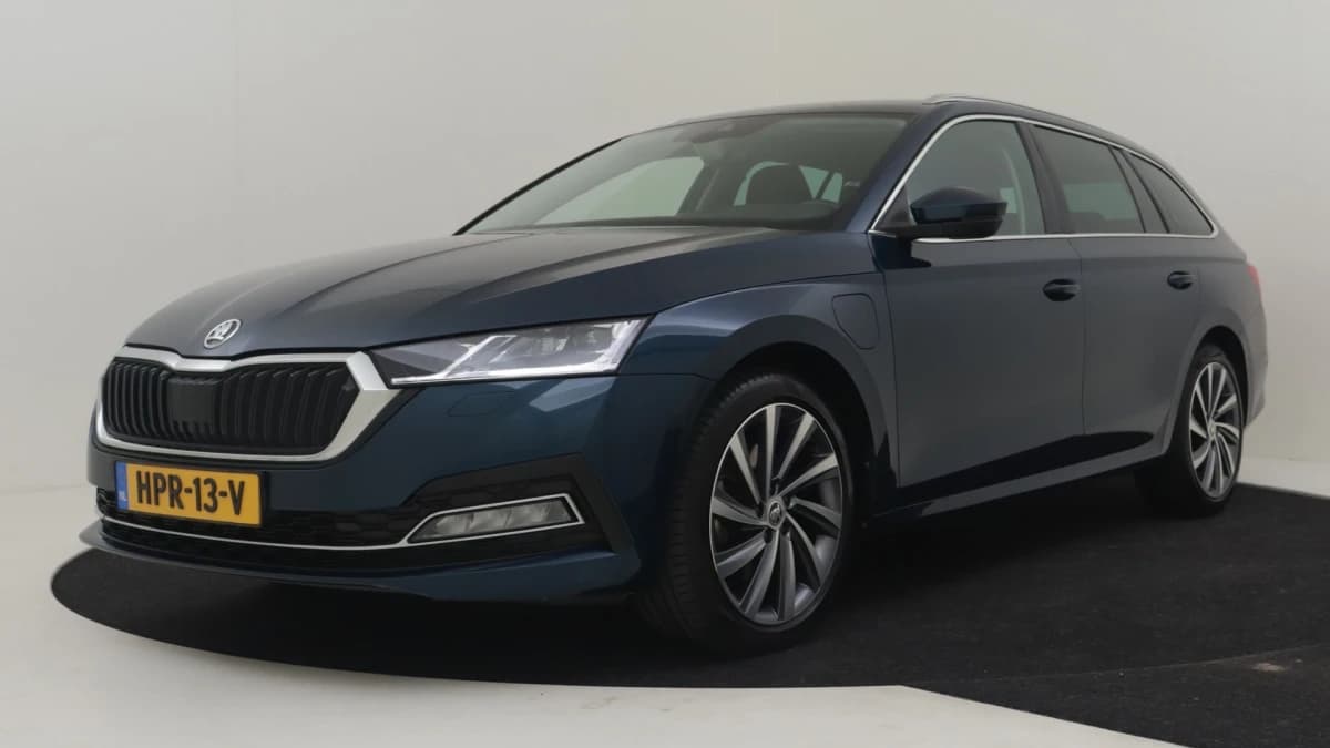 Škoda Octavia — foto 1