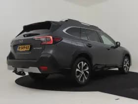 Subaru Outback thumbnail 2