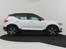 Volvo XC40 thumbnail 11