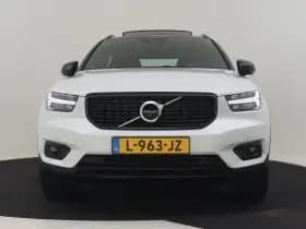 Volvo XC40 thumbnail 27