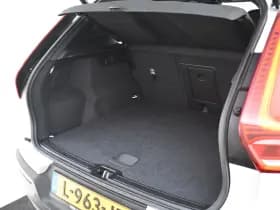 Volvo XC40 thumbnail 30