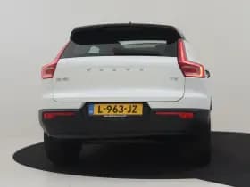 Volvo XC40 thumbnail 31