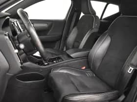 Volvo XC40 thumbnail 7