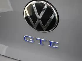 Volkswagen Golf thumbnail 25