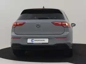Volkswagen Golf thumbnail 27