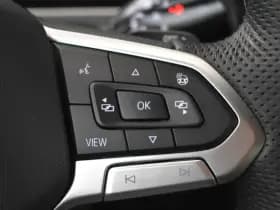 Volkswagen Passat thumbnail 16
