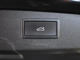 Volkswagen Passat thumbnail 32