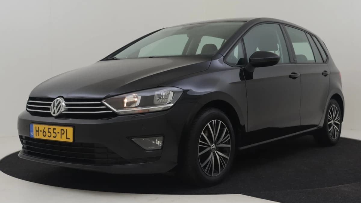 Volkswagen Golf — foto 1