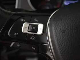 Volkswagen Golf thumbnail 13