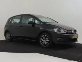 Volkswagen Golf thumbnail 22