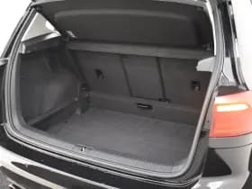 Volkswagen Golf thumbnail 26