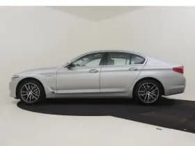 BMW 5-Serie thumbnail 3