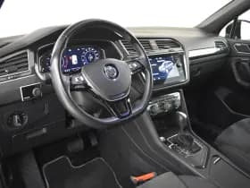 Volkswagen Tiguan thumbnail 4