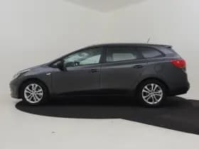 Kia Ceed Sportswagon thumbnail 3