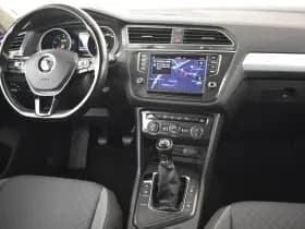 Volkswagen Tiguan thumbnail 5