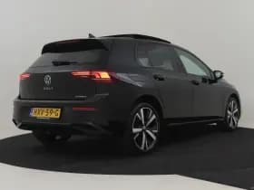 Volkswagen Golf thumbnail 2
