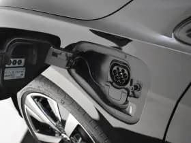 Volkswagen Golf thumbnail 27