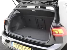 Volkswagen Golf thumbnail 28