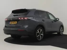 Volkswagen Tiguan thumbnail 2