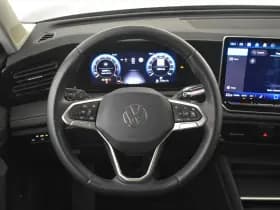 Volkswagen Tiguan thumbnail 11