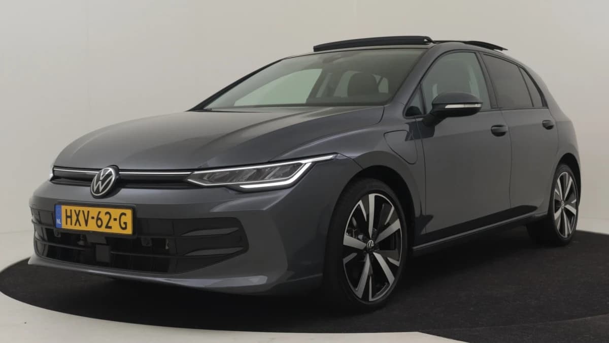 Volkswagen Golf — foto 1