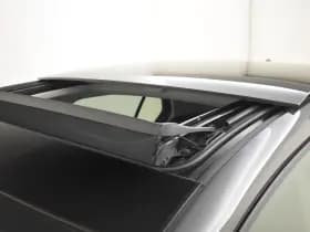 Volkswagen Golf thumbnail 25