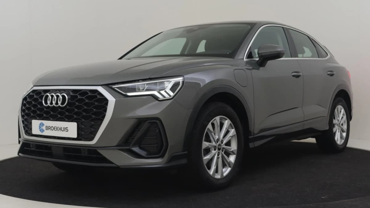 Audi Q3 — foto 1
