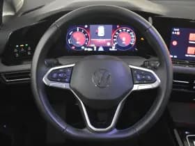 Volkswagen Golf thumbnail 12