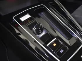 Volkswagen Golf thumbnail 22