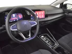 Volkswagen Golf thumbnail 4