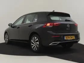 Volkswagen Golf thumbnail 10